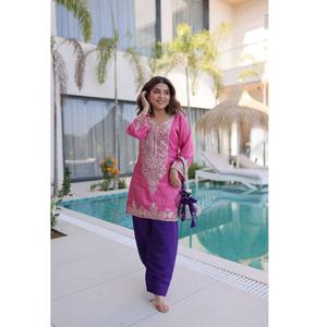 Ensemble de costume ethnique en viscose, Salwar Kameez traditionnel indien avec Batva, prêt à porter, collection pour mariage et fêtes, au meilleur prix - Product Image 1