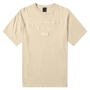 Camiseta oversized de moda con hombros caídos y tacto suave de primera calidad, diseñada para atuendos casuales que marcan tendencia. - Product Image 1