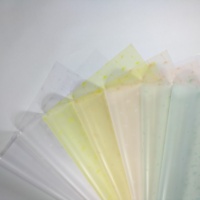 Papier d'emballage pour bouquet de fleurs de luxe, imprimé sur mesure en résine, imperméable, recyclable, film Bopp, feuilles d'emballage cadeau floral