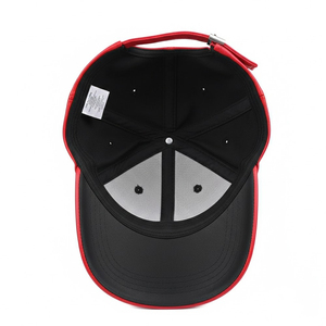 Gorra Deportiva de Alta Calidad, 6 Paneles, Roja, de Cuero Sintético Ajustable, Estilo Urbano, con Logotipo Personalizado, Gorra Deportiva de Cuero PU - Product Image 6