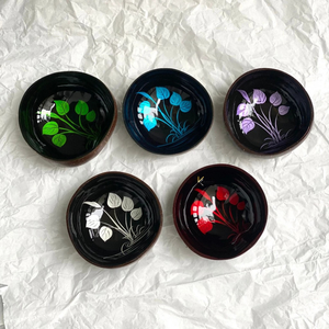 Nouvel ensemble de bols en coque de noix de coco naturelle du Vietnam, écologiques et sculptés à la main, pour salade et céréales, avec cuillère - Product Image 1