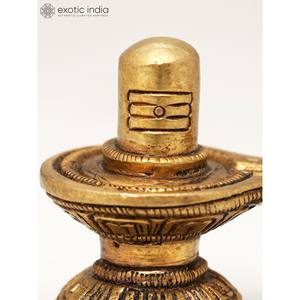 2 pulgadas de latón hecho a mano Shiva Linga con Shiva Tilak pequeña escultura para el hogar y el templo hecho en La India - Product Image 2