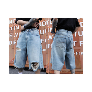 Pantalones Cortos de Mezclilla para Hombre, Lavado Claro, Estilo Desgastado, Pierna Recta, Cintura Media, Casuales de Verano, Tela de Algodón, Estilo Roto, Precio de Fábrica, OEM ODM - Product Image 6