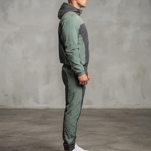 Traje Deportivo Cortavientos de 2 Piezas Personalizado al por Mayor para Hombre, 100% Nailon, Estilo Urbano, Color Sólido, Corte Clásico - Product Image 2