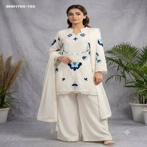 Ensemble de costume-palazzo à manches longues en organza doux et élégant, orné de broderies multi-fils, de découpes, de perles et d'une bordure fantaisie – Vente en gros - Product Image 1