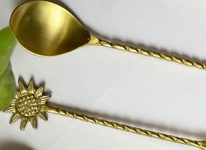 Cuillères à thé en laiton plaqué or, manche long, motif tournesol, style vintage, finition miroir, ensemble de cuillères - Product Image 3