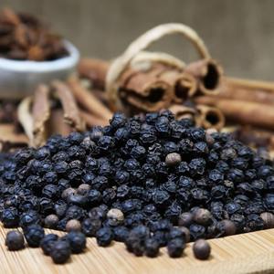 Exportateur en gros de poivre noir en vrac, qualité supérieure, épices et herbes uniques, expédié dans le monde entier, à vendre - Product Image 6
