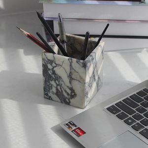 Organizador de maquillaje de piedra de lujo para tiendas boutique, tiendas de regalos y comerciantes de decoración del hogar. Elegante soporte de mármol para tocador a bajo costo. - Product Image 6