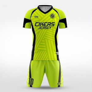 Ensemble de maillots de football, shorts, uniforme d'équipe de football personnalisé, 100% polyester, imprimé numérique, séchage rapide, respirant, vêtements de sport athlétiques - Product Image 4