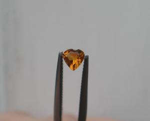 Citrino Natural en Forma de Corazón, Gema Suelta Natural de 4mm, Certificado por Terceros, Efecto Estrella para Joyería - Product Image 4