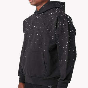 Sudadera con Capucha de Lujo con Pedrería Negra para Hombre y Mujer, Sudadera Oversize con Cristales Brillantes, Sudadera Personalizada Estilo Urbano - Product Image 1