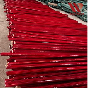 Fábrica de Vietnam precio al por mayor Reid Plaid MOP palo rayas PVC recubierto mango de escoba de madera para uso doméstico - Product Image 5