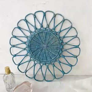 Assiettes de présentation en rotin naturel faites à la main de 13 pouces pour décoration de mariage rustique, style bohème, écologiques, pour la mise en place de la table à dîner - Product Image 6