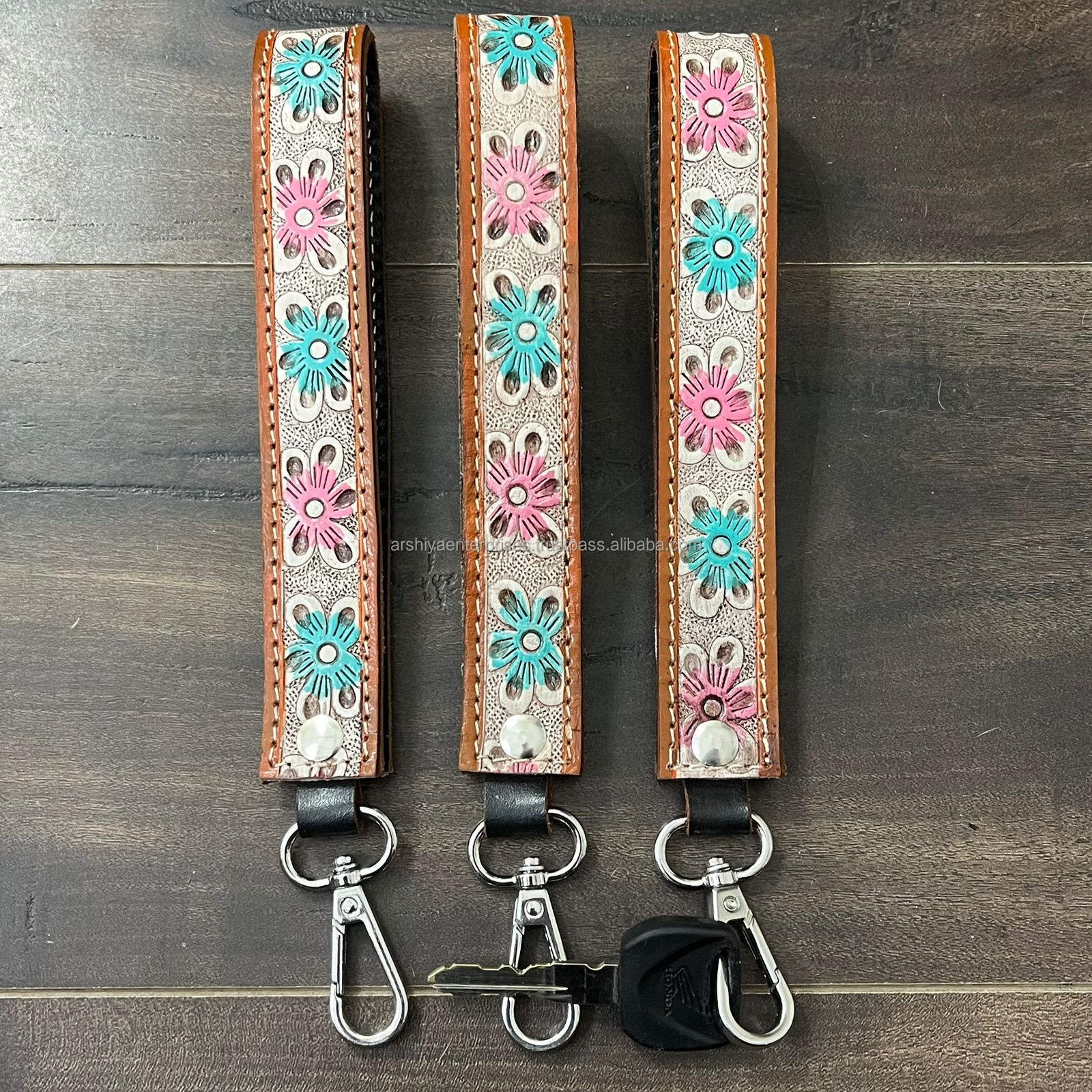 สีน้ำตาล