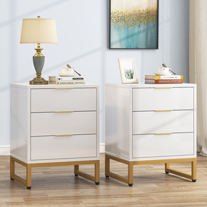 Tables <span class=keywords><strong>de</strong></span> <span class=keywords><strong>chevet</strong></span> et tables <span class=keywords><strong>de</strong></span> nuit modernes blanches avec cadre en métal doré, design minimaliste, dessus en bois à 3 tiroirs, rangement pour appartement et chambre - Product Image 3