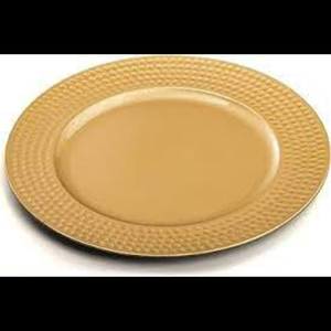 Plato de presentación redondo de lujo en metal dorado con patrón geométrico en relieve y anillo central elevado para hotel - Product Image 5