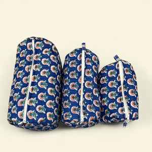 Juego de 3 Bolsas de Aseo Acolchadas de Algodón Hechas a Mano, Impermeables, con Diseño Floral, Organizador de Maquillaje y Joyería, Fabricante al por Mayor - Product Image 6