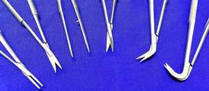 Ensemble de 6 micro-instruments chirurgicaux cardiaques Azicon : Pinces, Ciseaux, Porte-aiguilles et Instruments de précision pour la microchirurgie cardiovasculaire - Product Image 5