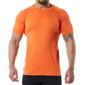 Camiseta Deportiva de Manga Corta para Hombre, Color Naranja, de Secado Rápido, Corte Ajustado, Cuello Redondo, Tejido de Poliéster, Color Sólido - Product Image 1