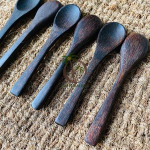 Cuchara de madera de coco de alta calidad de 16 cm de longitud - Color oscuro - 100% coco, segura para el contacto con alimentos - Product Image 5