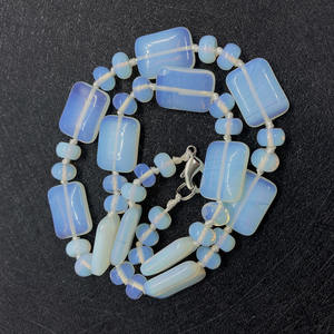 สร้อยคอประดับลูกปัดเรซินอะคริลิคเลียนแบบมุกทำมือมีสไตล์ ดีไซน์ทรงเรขาคณิต สไตล์วินเทจ โทนสีสดใส สวมใส่สบาย - Product Image 4