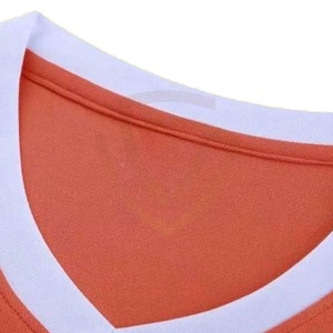 Ensembles d'uniformes de football personnalisés pour adultes - Manches courtes, respirants, avec des caractéristiques de haute qualité, uniforme de football - Product Image 2