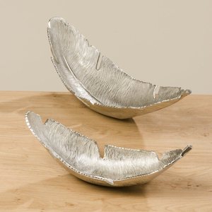 <b>Top</b> Quality Aluminum Casted Leaves Designer <b>Silver</b> Shiny Polished Attractive Look Food Items Serving Luxury Bowls Supplies - Product Image 1
