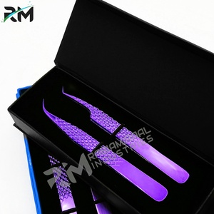 Pince à cils professionnelle en fibre de plasma violette avec logo personnalisé, en acier inoxydable durable, pour extensions de cils, avec grip diamanté - Product Image 5