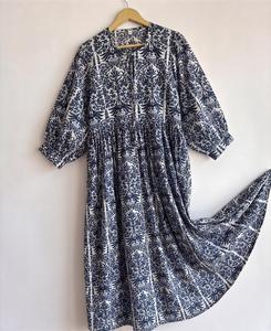 Robe longue en coton à imprimé floral bohème pour femme, coupe ample, manches trois quarts, col noué, ourlet asymétrique, respirante, décontractée, printemps - Product Image 1