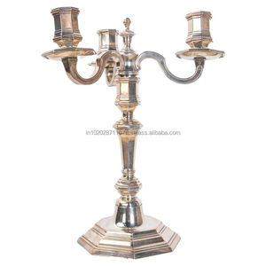 Elegantes candelabros de metal plateados hechos a mano para decoración de interiores de lujo y arreglo de velas para eventos de bodas - Product Image 3