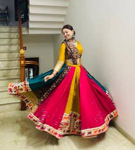 Women's Traditional <b>Chaniya</b> <b>Choli</b> Lehenga Set Heavy Muslin Cotton Digital Print Reversible Festive Wear for Wedding Diwali Party - Product Image 3