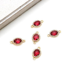 Conector de Colgante Ovalado de Turmalina Rosa al por Mayor 7x5mm con Engaste de Oro y Circonitas Pavé de Doble Aro para Fabricación de Pulseras y Collares - Product Image 4