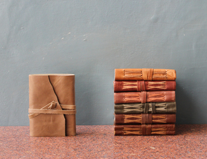 Carnet quotidien artisanal de haute qualité, relié à la main, en papier de coton, avec couverture en cuir de buffle, style antique - Product Image 5