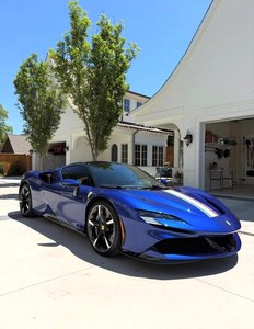 รถยนต์มือสองปี 2023 2024 -2025 เอกสารครบถ้วน Ferrari SF90 Stradale Coupe - Product Image 1