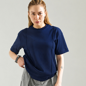 Camiseta Extra Grande Personalizada para Mujer, Ligera, Talla Grande, Moda Urbana, Color Sólido - Product Image 3