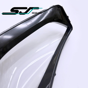 Pour Mercedes Benz Classe C W206 Ensemble de lentilles de phares en polycarbonate - Product Image 6