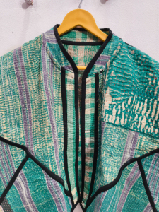 Chaqueta corta informal de terciopelo bordado Suzani para mujer, transpirable, artesanal, de algodón, con un diseño elegante. - Product Image 2
