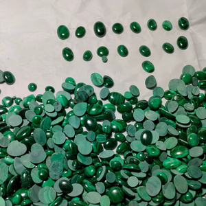 Malachite naturelle mélange de pierres précieuses pour la fabrication de bijoux taille calibrée pierres en gros pour bagues et pendentifs - Product Image 1