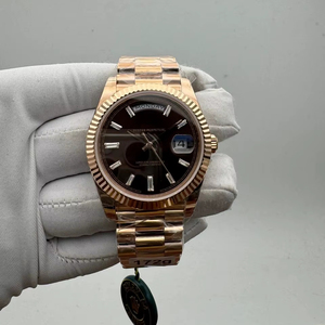 Reloj de Lujo con Esfera Marrón, de Alta Calidad, Mecánico Automático, de Acero Inoxidable, con Bisel Estriado, Cristal de Zafiro y Movimiento ETA - Product Image 1