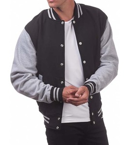 แจ็คเก็ตเบสบอล Letterman คุณภาพพรีเมียม สำหรับโรงเรียน/วิทยาลัย  ผ้าฝ้ายแท้ สีเทาและสีดำ  บุด้วยผ้าฟลีซแท้ สำหรับผู้ชายและผู้หญิง - Product Image 2