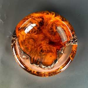 Cuenco Decorativo de Madera de Ámbar Flameado y Resina Epoxi Transparente - Product Image 4