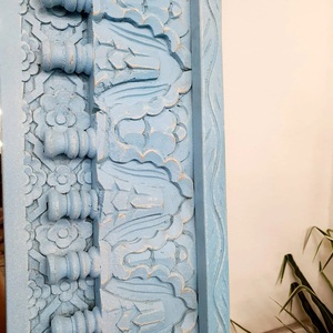 Elegant <b>Framed</b> Accent <b>Mirror</b> for Contemporary Homes Artistic Textured Design with Chic Interior Presence - Product Image 3