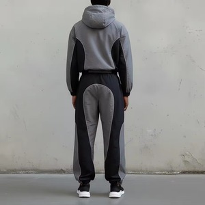 Conjunto deportivo moderno para hombre con chaqueta con cremallera de tela transpirable de alto rendimiento y pantalones deportivos para deportes - Product Image 2