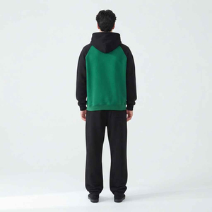 Sudadera con Capucha Verde para Hombre Hawk Eye, Manga Larga Negra, Corte Regular, Informal, 100% Algodón, para Invierno, con Bolsillos Laterales - Product Image 2