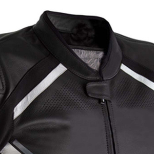 Chaqueta Enduro Personalizada con Cremalleras YKK Impermeables, Estructura Ajustada para Venta al por Mayor Internacional - Product Image 3