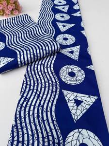 Tissu en coton Ankara imprimé wax africain de Sierra Leone pour vêtements, artisanat et pagnes traditionnels - Product Image 3