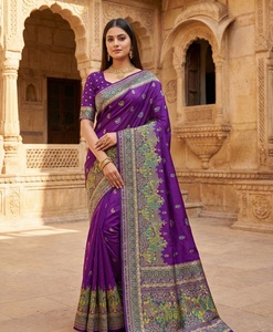 Sari Tradicional Indio con Bordado Paithani en Seda Pashmina para Bodas y Eventos Festivos, Ropa Elegante para Mujer - Product Image 1