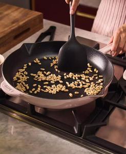 Padella in ghisa smaltata da 12 "| Staub - Product Image 2