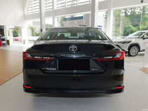 Venta Especial: Sedán Toyota de Lujo de 2.0L a Gasolina, 4 Puertas, 5 Asientos, Vehículo de Nueva Energía Híbrido, Auto Nuevo - Product Image 5
