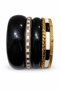 Elegantes brazaletes hechos a mano <span class=keywords><strong>de</strong></span> madera, resina y metal con diseño <span class=keywords><strong>de</strong></span> moda contemporáneo para compradores <span class=keywords><strong>de</strong></span> joyería premium. - Product Image 5